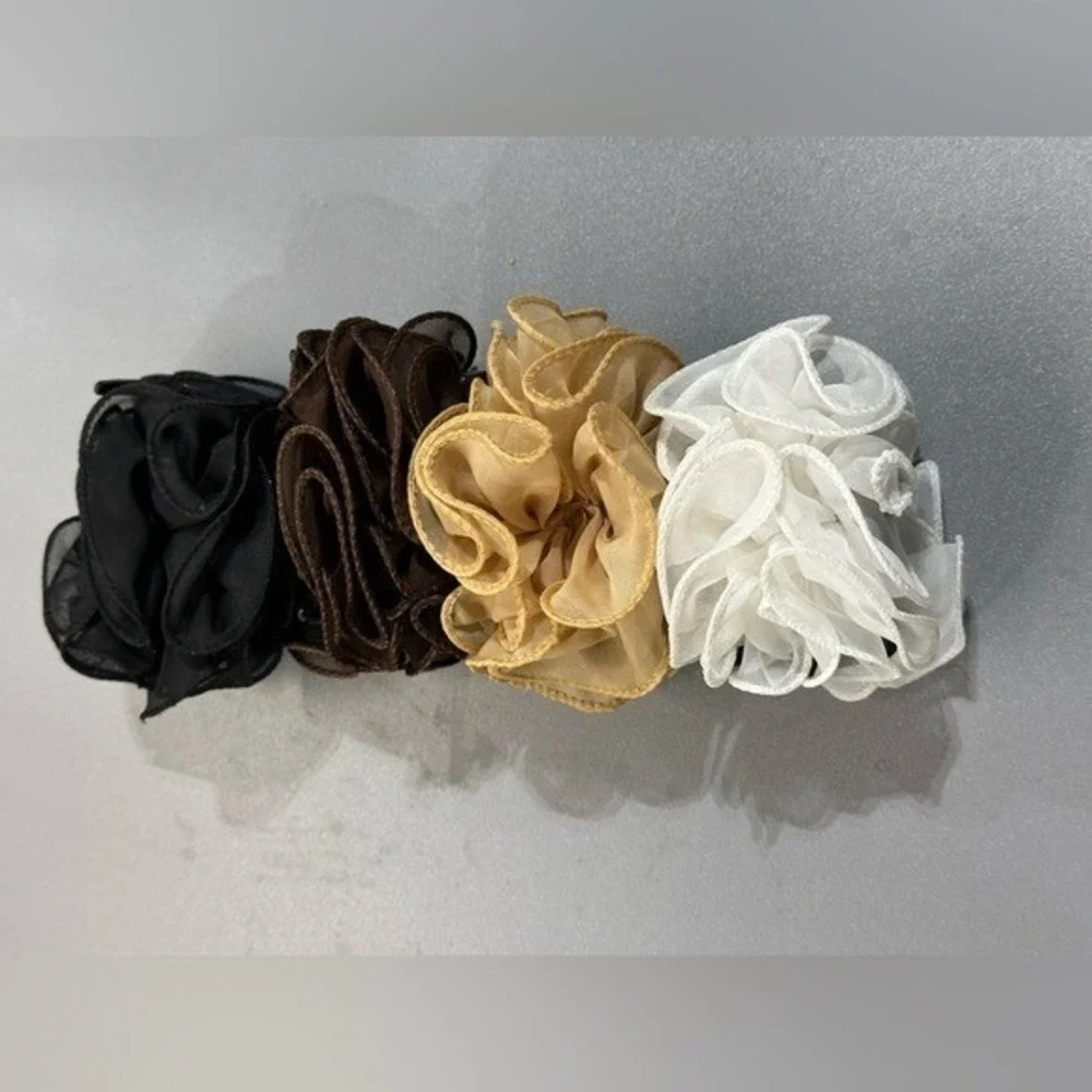 NEW‎ Hair Clip Accessories set of 4 claw clips